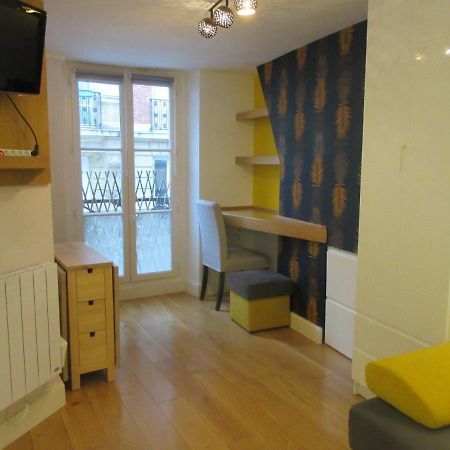 Cosy Studio Of 17 Square Meters At Place Monge 75005 Paris Bagian luar foto
